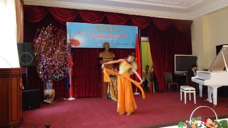 Chương trình "Hoa xuân dâng mẹ" mừng ngày 8/3 trong cộng đồng người Việt tại Nga - ảnh 6
